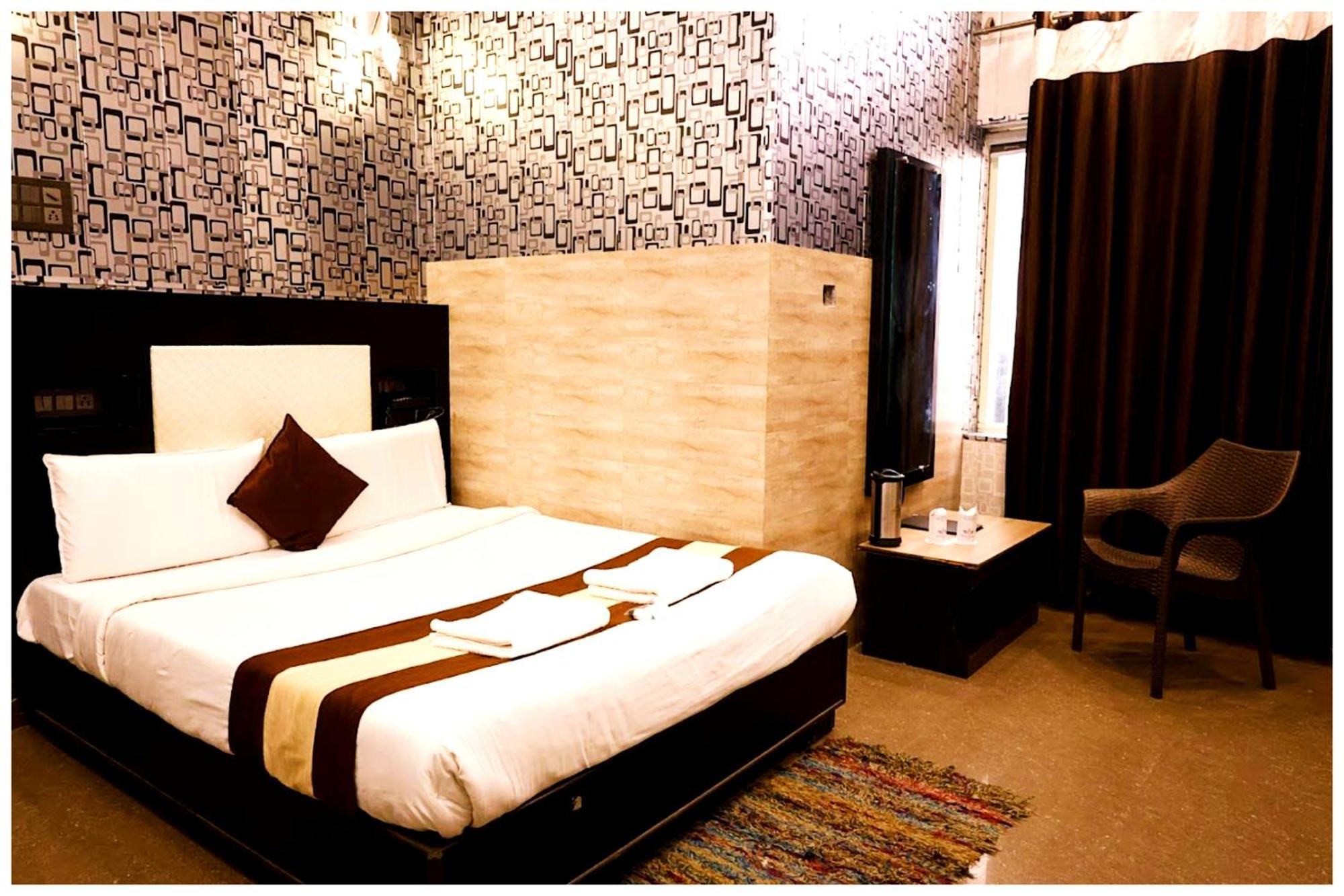 Grg Pardesi Hotel Haridvár Kültér fotó