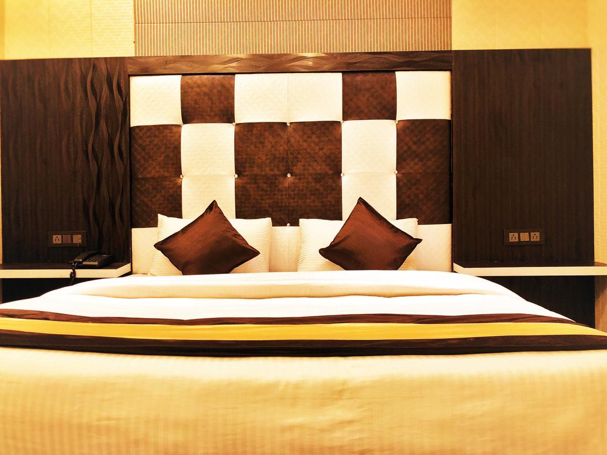 Grg Pardesi Hotel Haridvár Kültér fotó