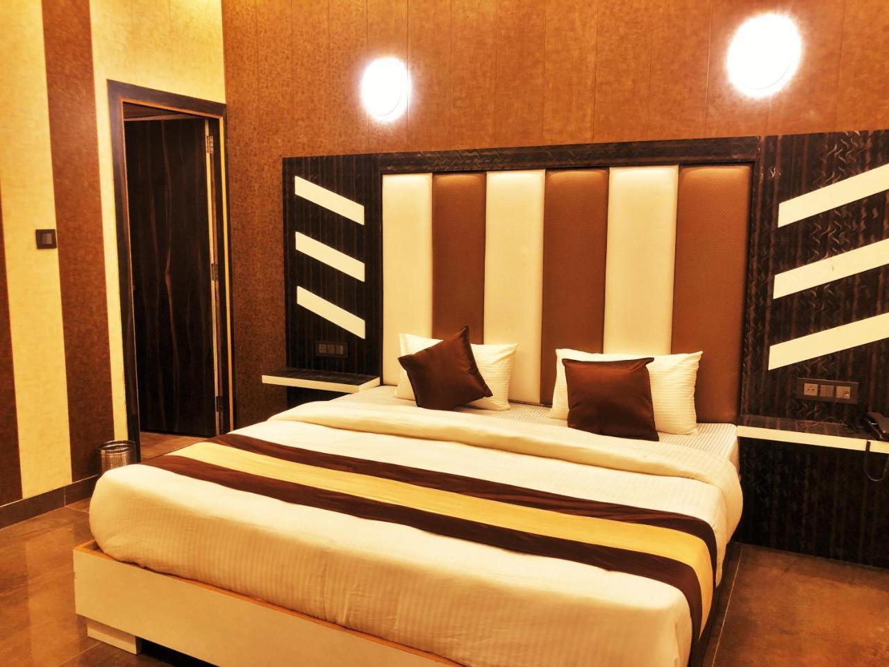Grg Pardesi Hotel Haridvár Kültér fotó