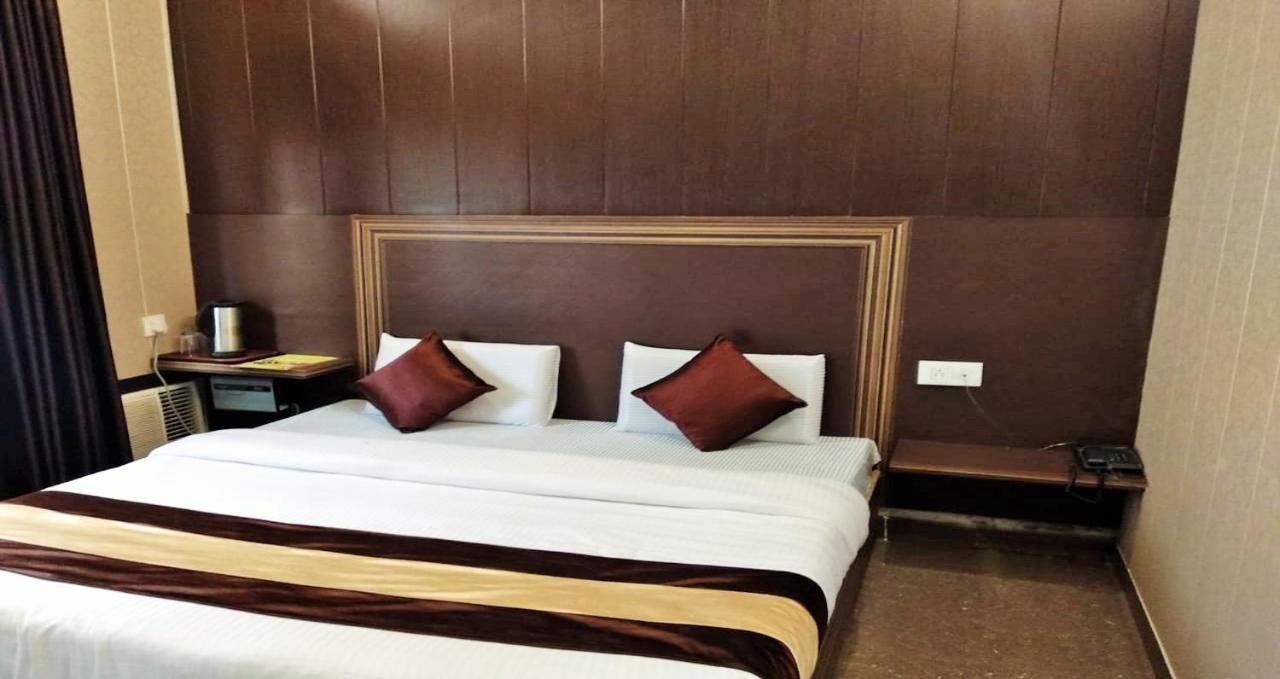 Grg Pardesi Hotel Haridvár Kültér fotó