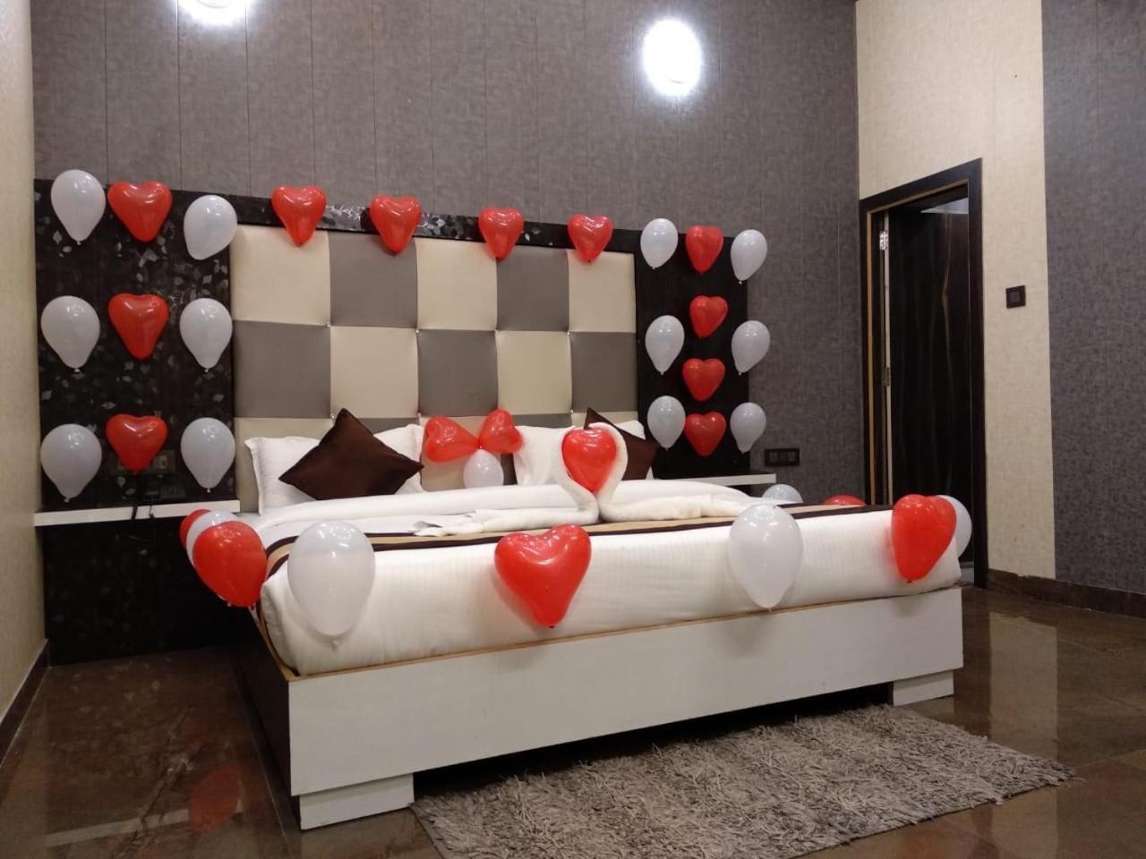 Grg Pardesi Hotel Haridvár Kültér fotó