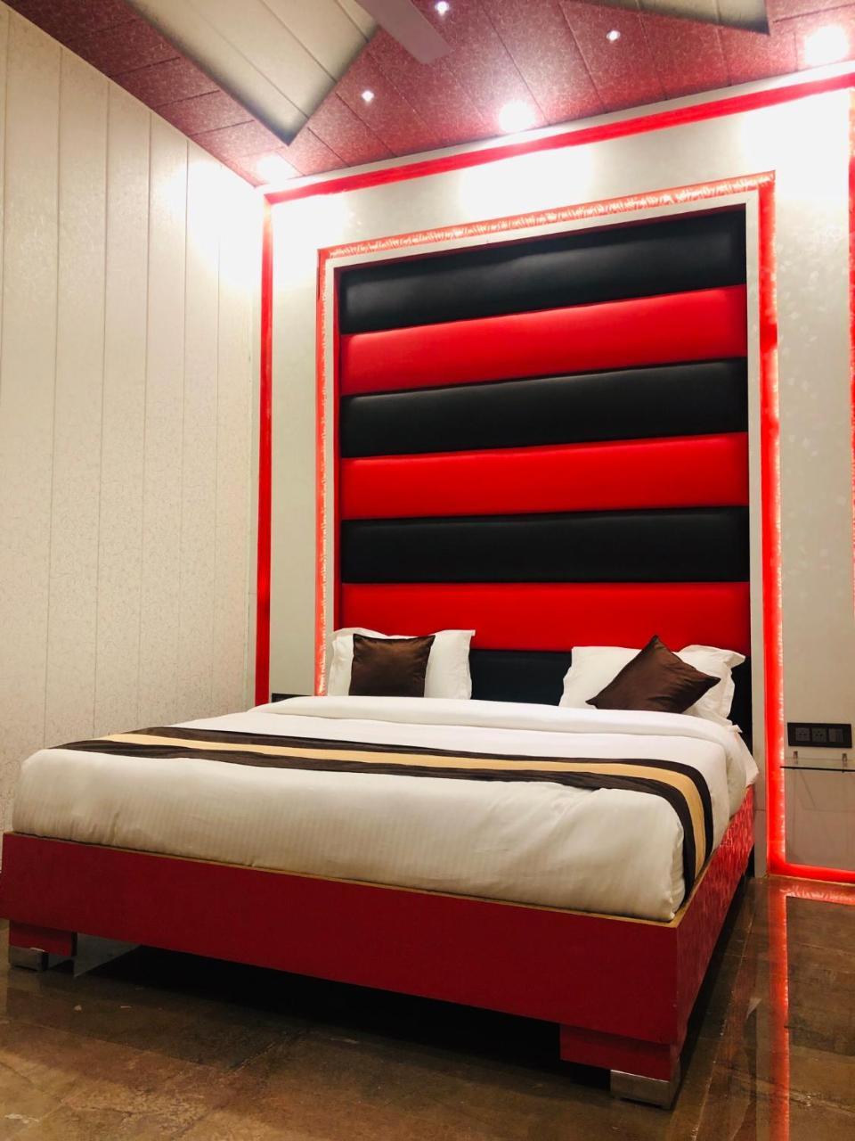 Grg Pardesi Hotel Haridvár Kültér fotó