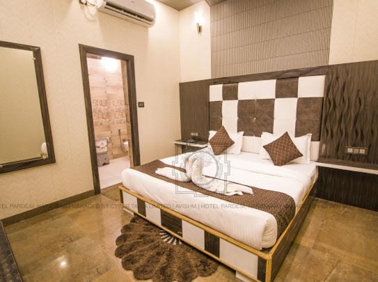 Grg Pardesi Hotel Haridvár Kültér fotó